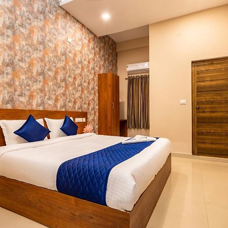 Отель Yaad Residency Коччи Экстерьер фото