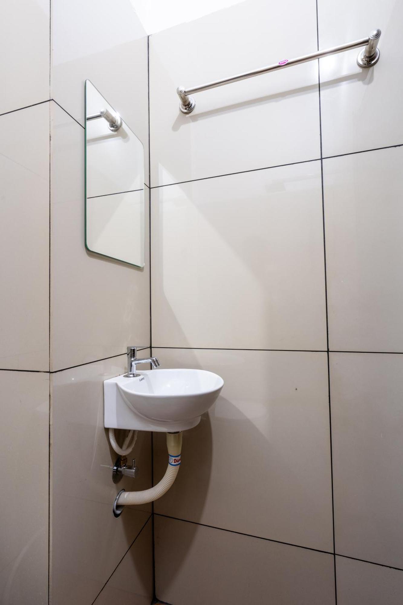Отель Yaad Residency Коччи Экстерьер фото