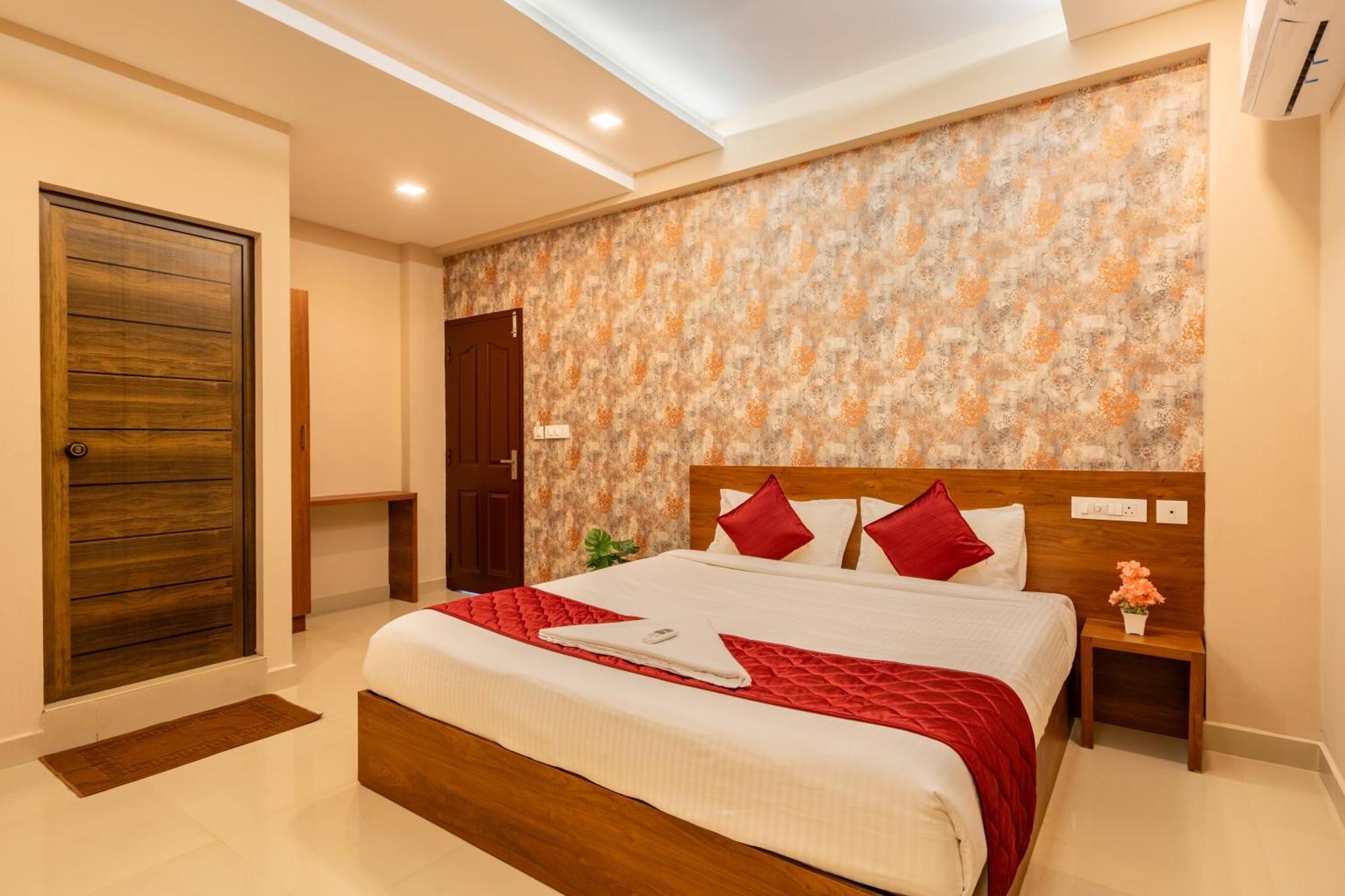 Отель Yaad Residency Коччи Экстерьер фото
